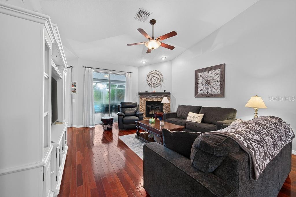 22832 CYPRESS TRAIL DR — photo 7
