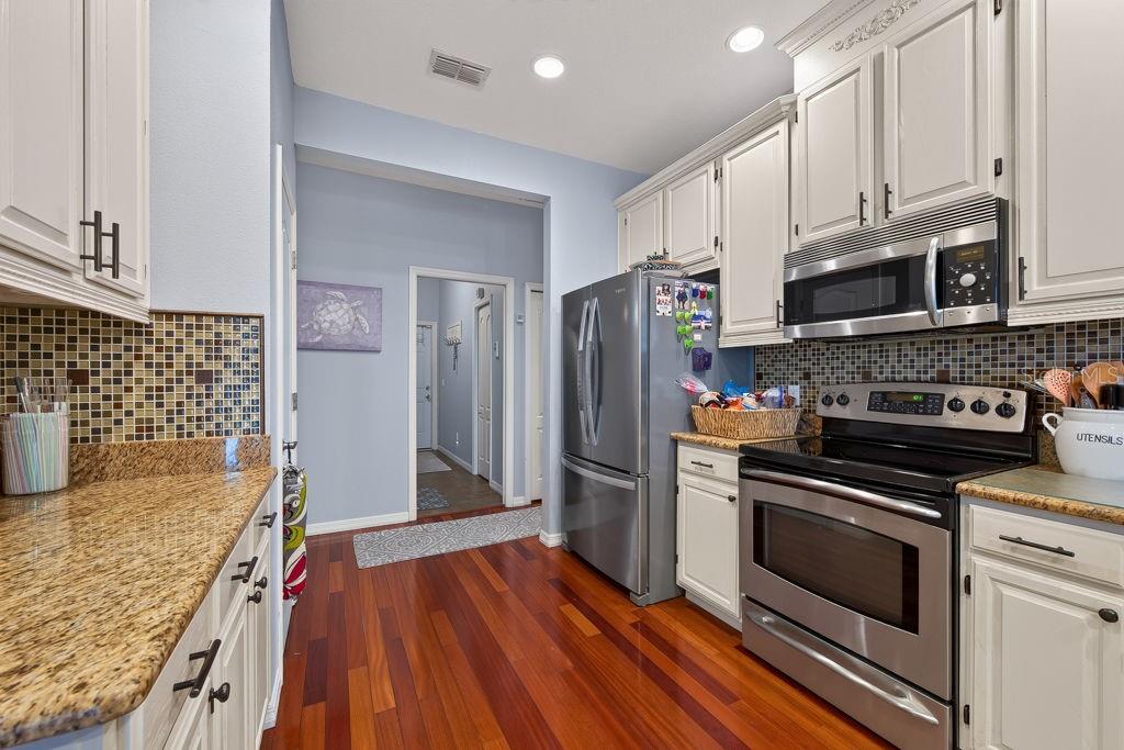 22832 CYPRESS TRAIL DR — photo 19