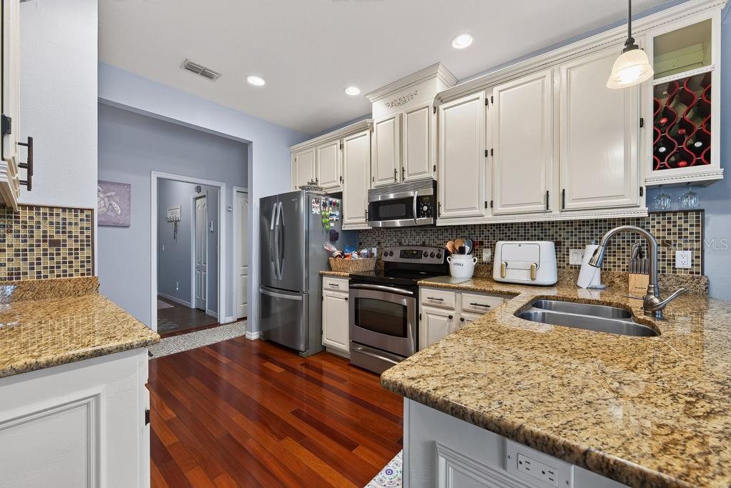 22832 CYPRESS TRAIL DR — photo 18