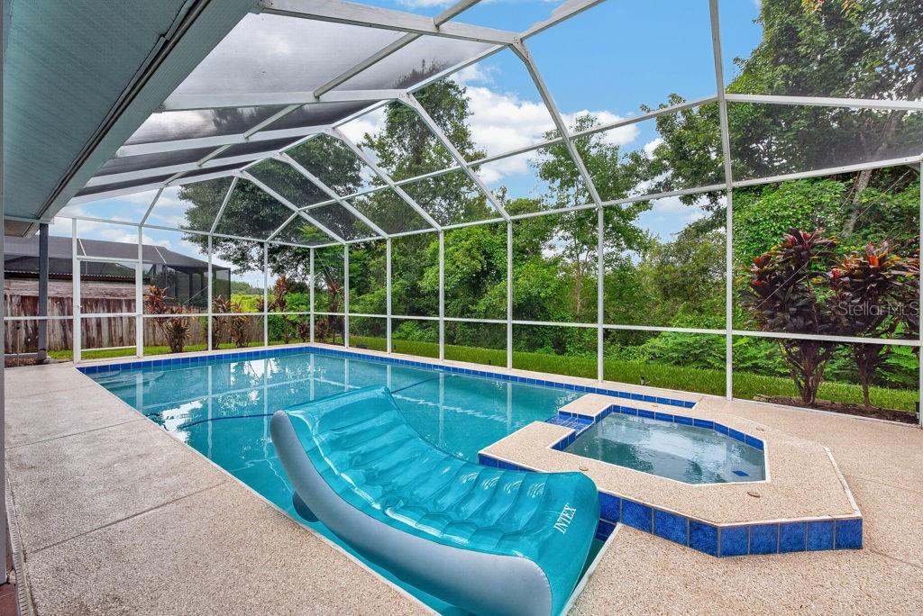 22832 CYPRESS TRAIL DR — photo 49