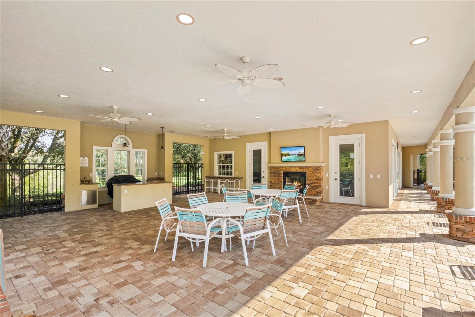 15403 HELMSDALE PL — photo 70