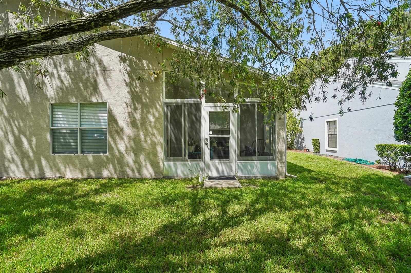 12504 GLENDALE CT — photo 18