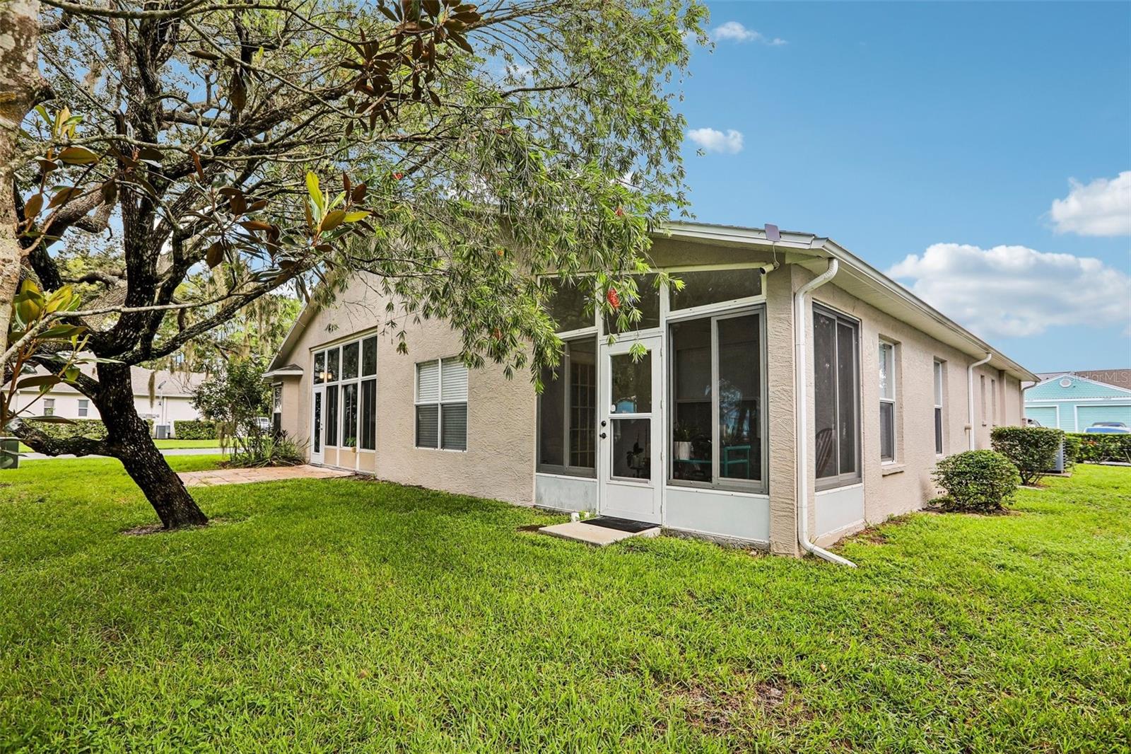 12504 GLENDALE CT — photo 16