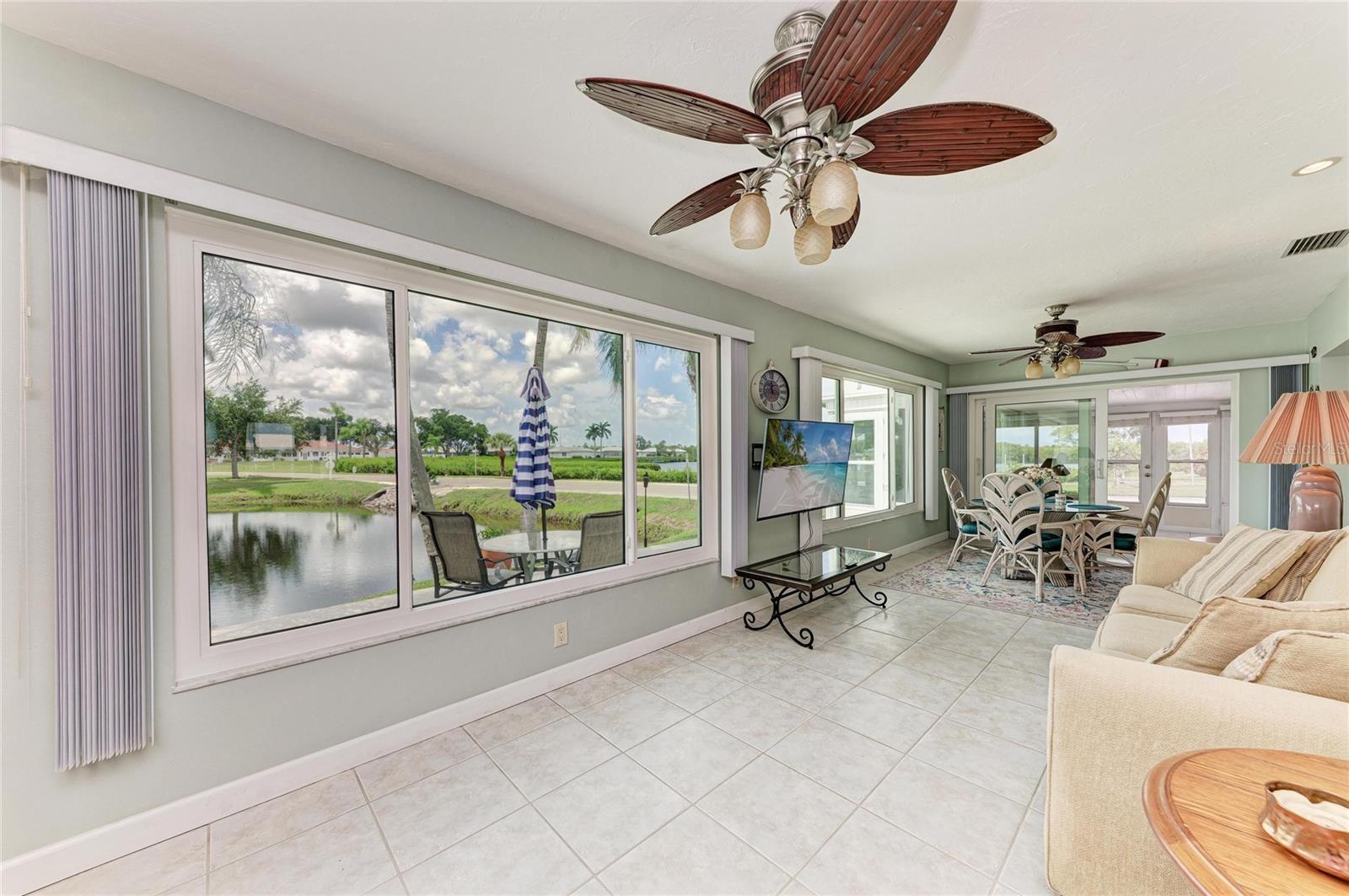 4006 JOYCE DR — photo 20