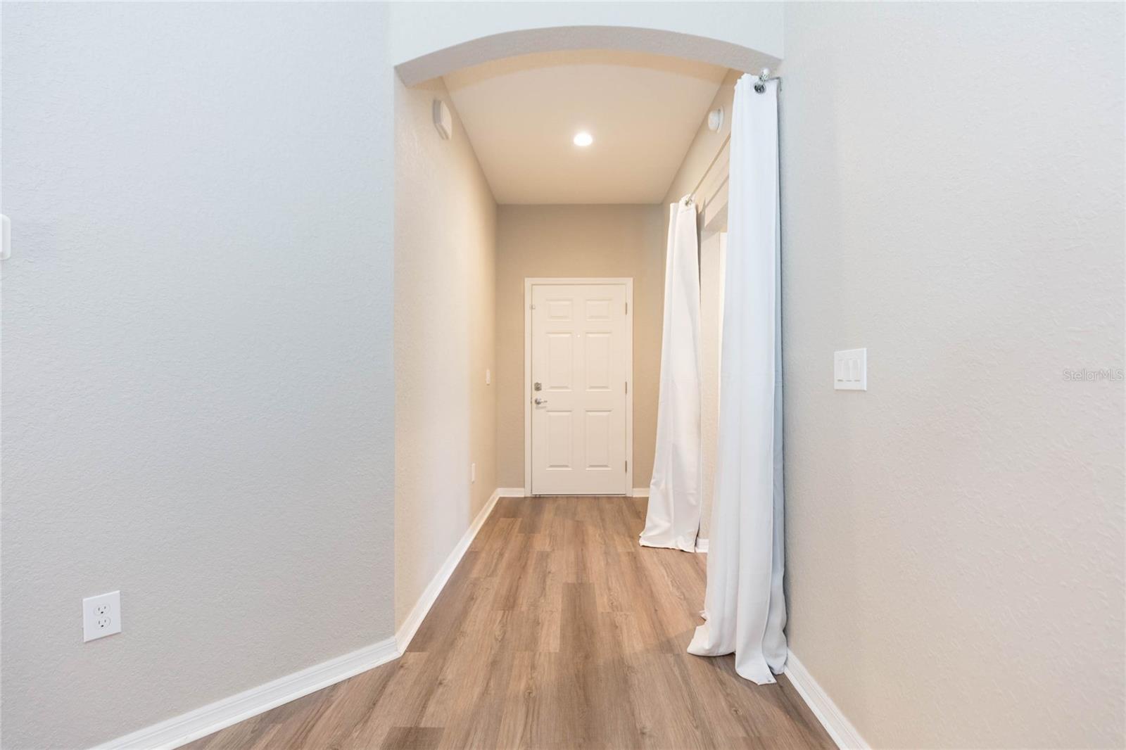 719 VINEYARD RESERVE CT — photo 5