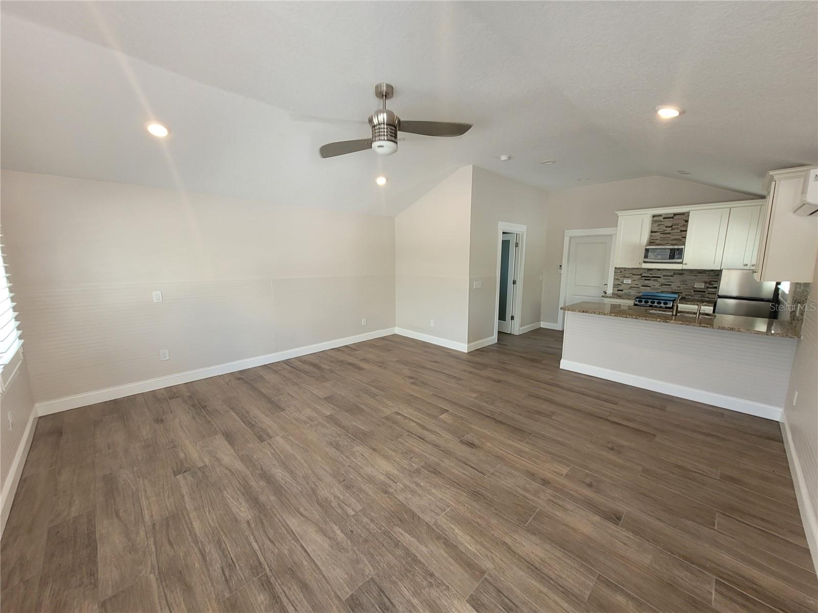 12217 1/2 SUNSHINE LN — photo 5