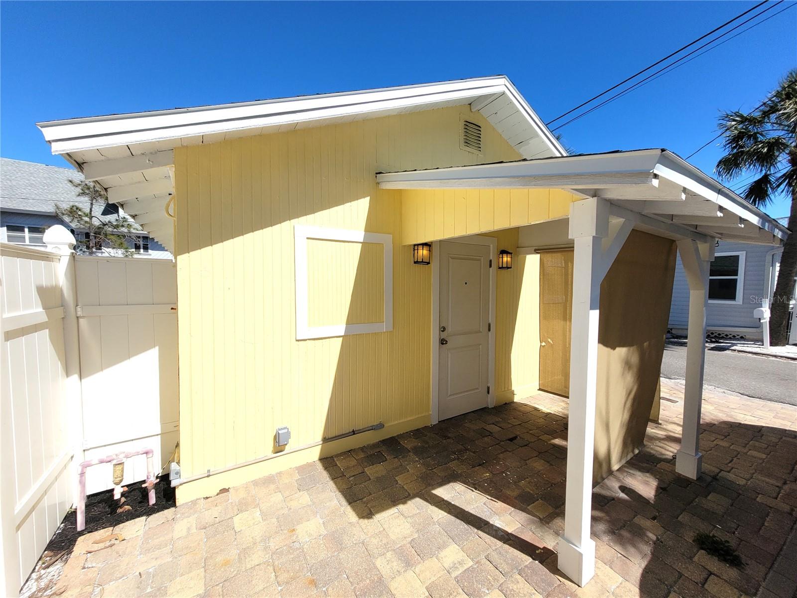 12217 1/2 SUNSHINE LN — photo 4