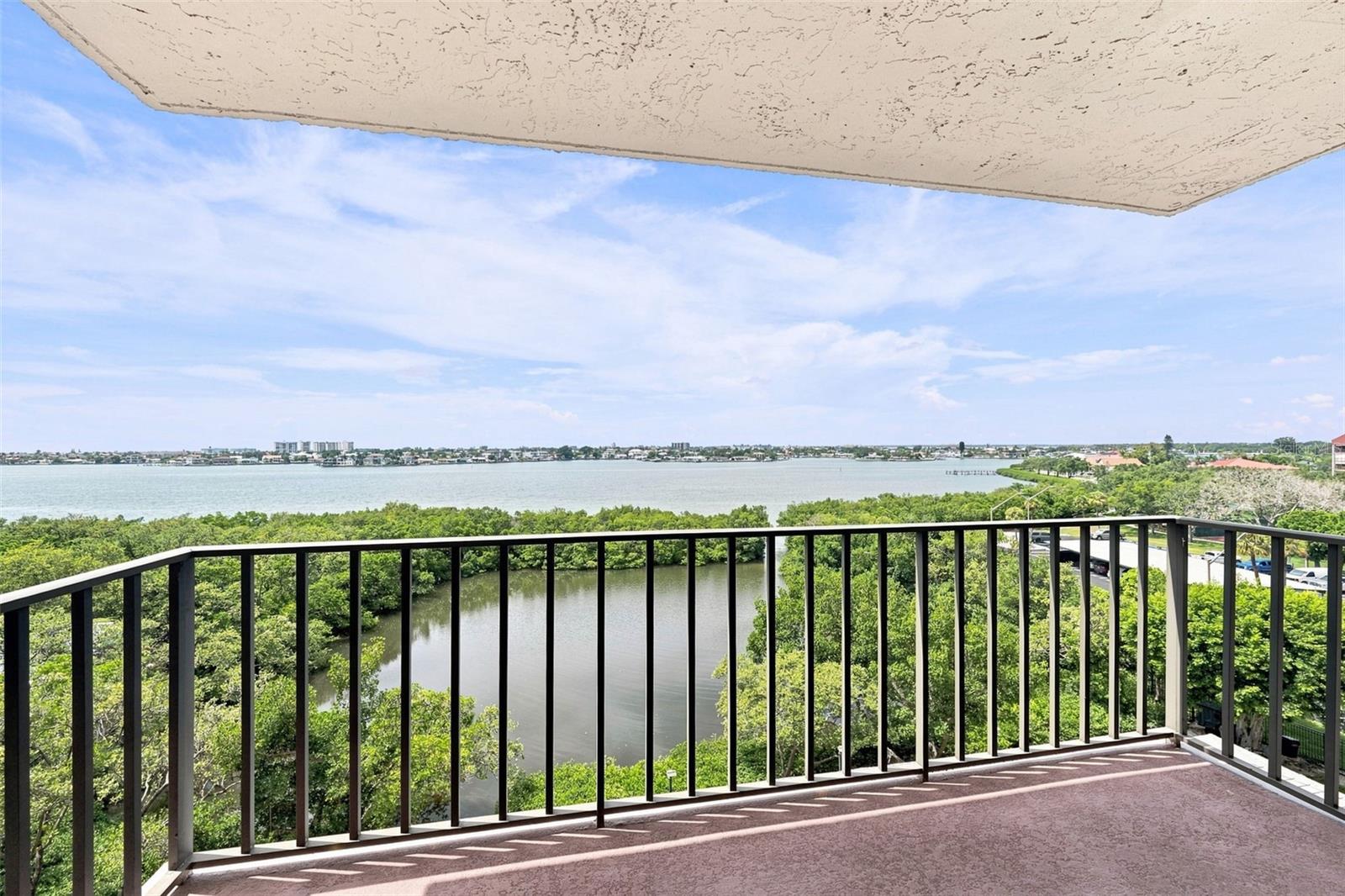 7050 SUNSET DR S #610 — photo 2