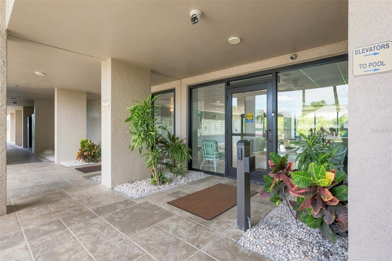 7050 SUNSET DR S #610 — photo 28