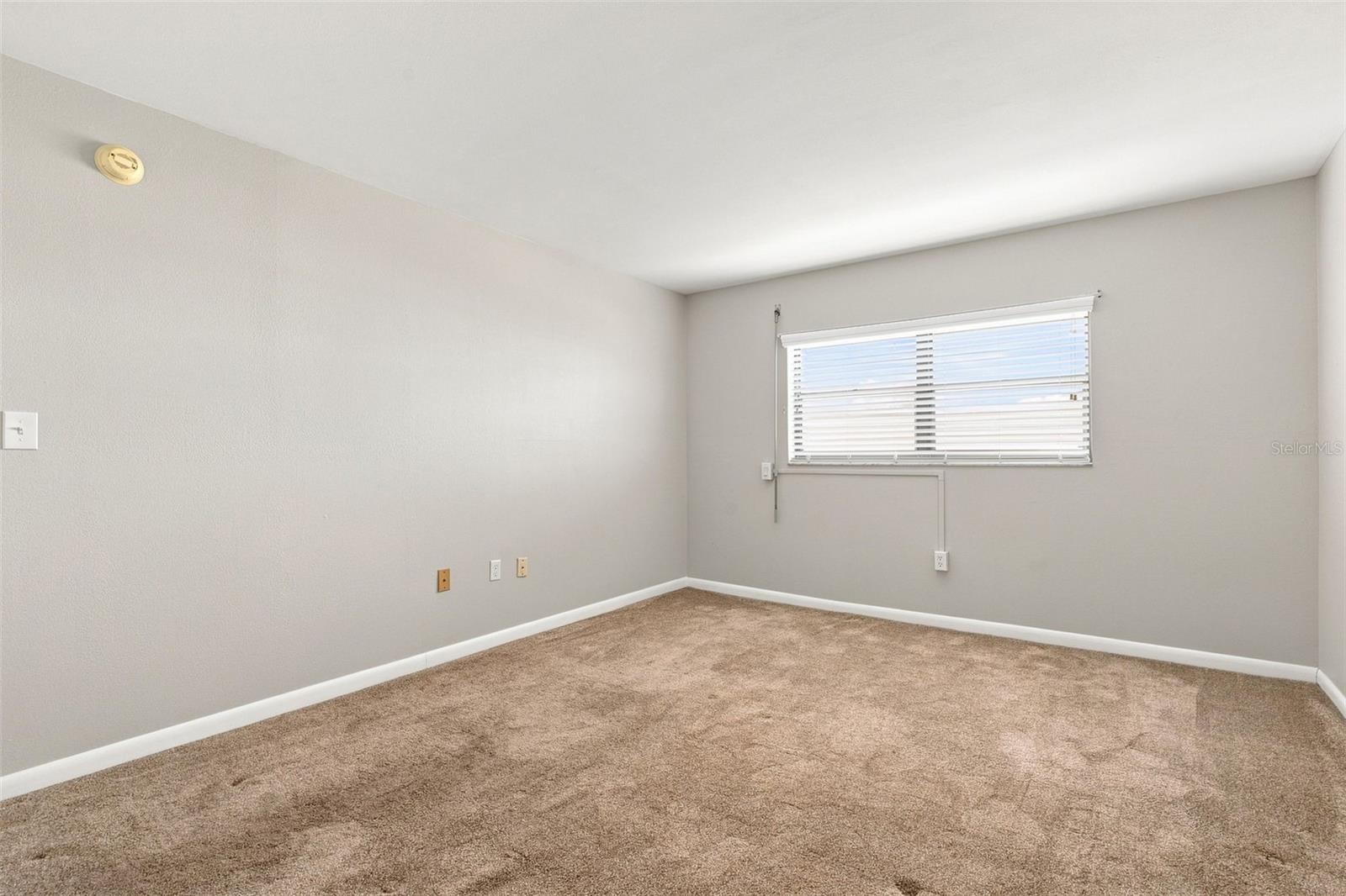 7050 SUNSET DR S #610 — photo 22
