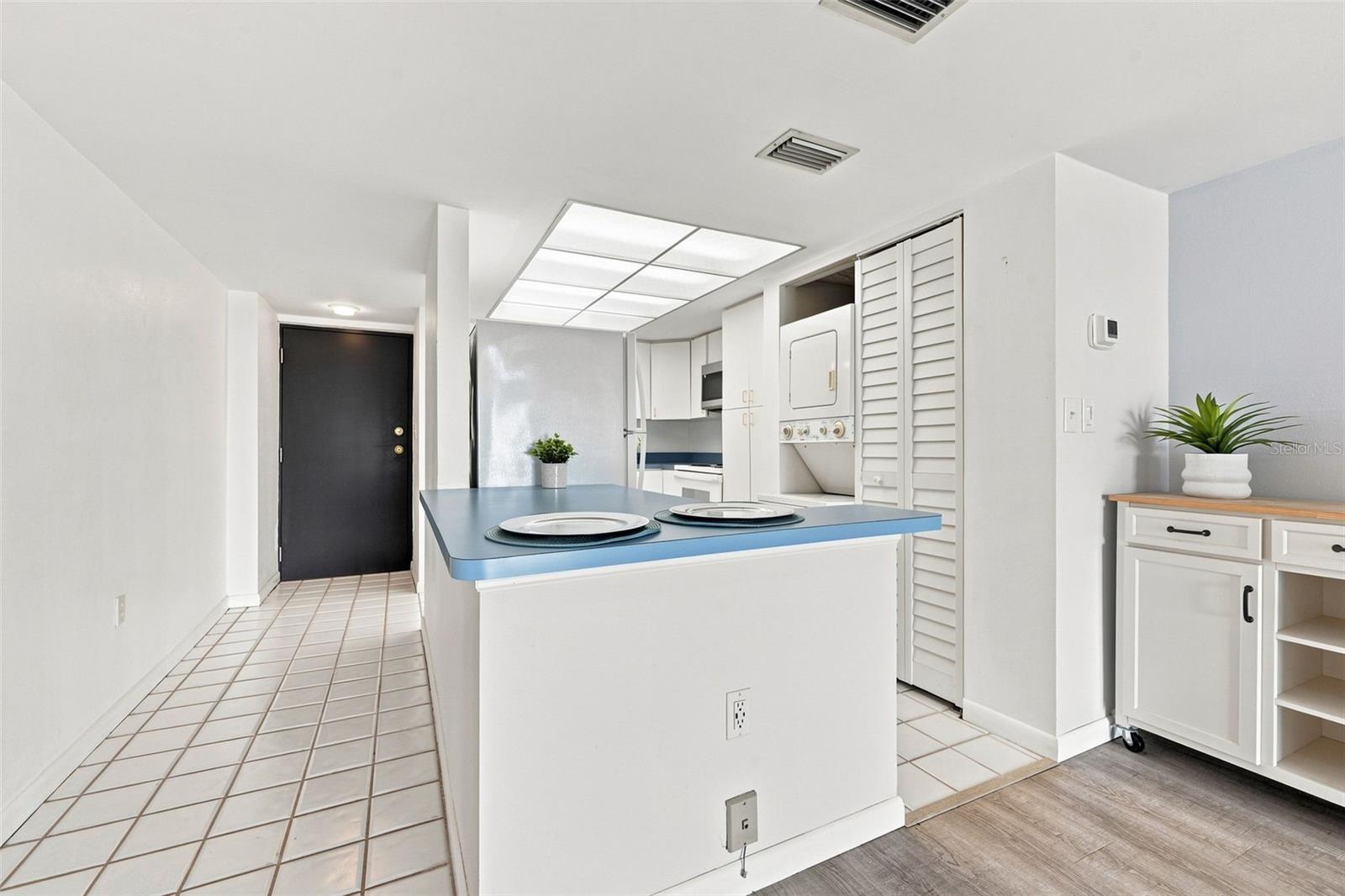 7050 SUNSET DR S #610 — photo 5