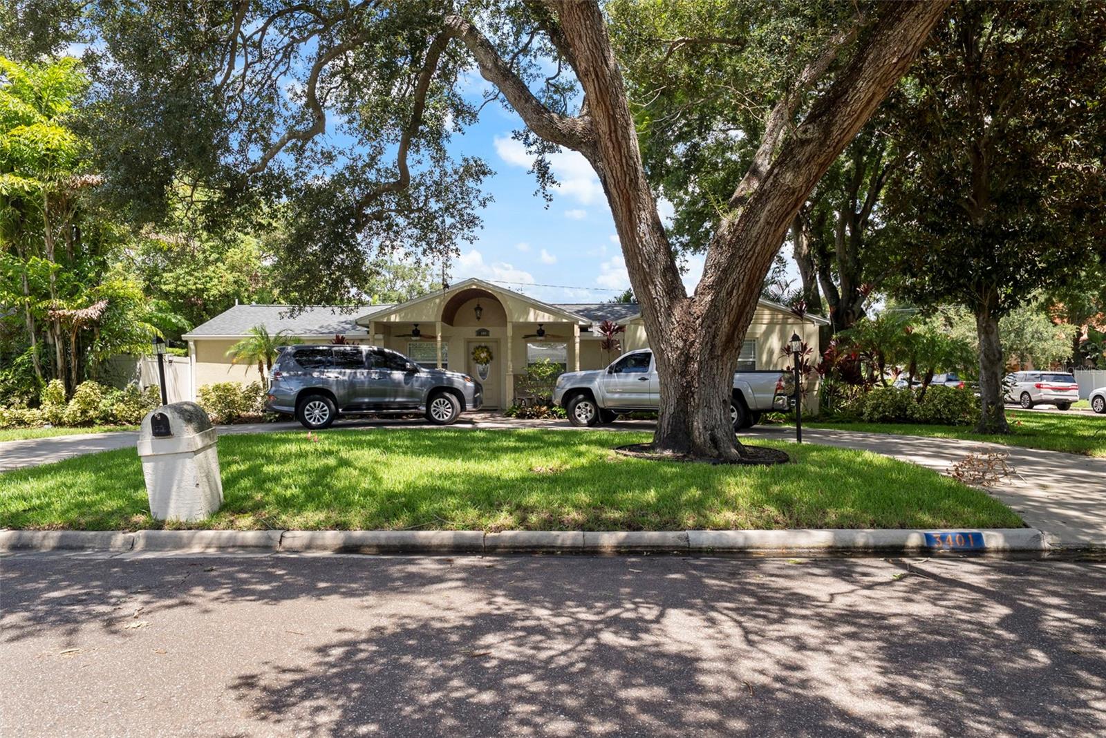 3401 W SEVILLA ST — photo 5