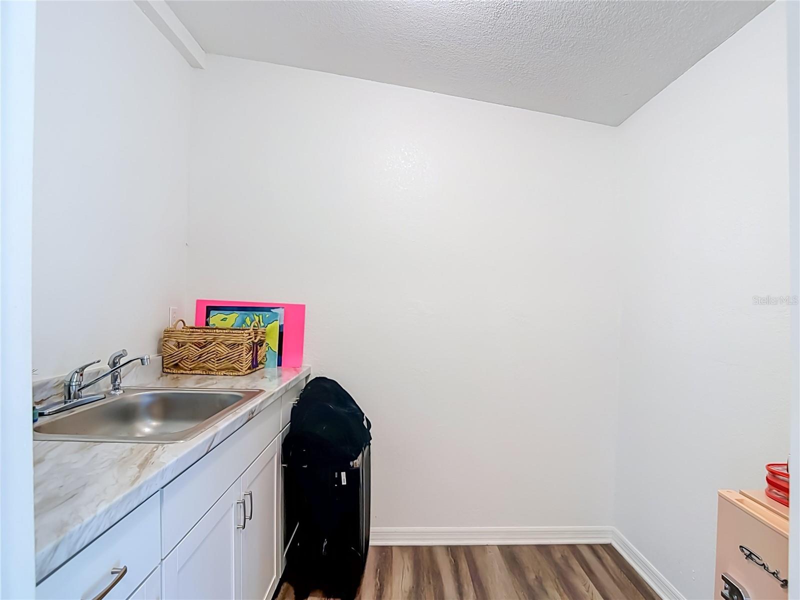 7309 N HUNTLEY AVE — photo 44