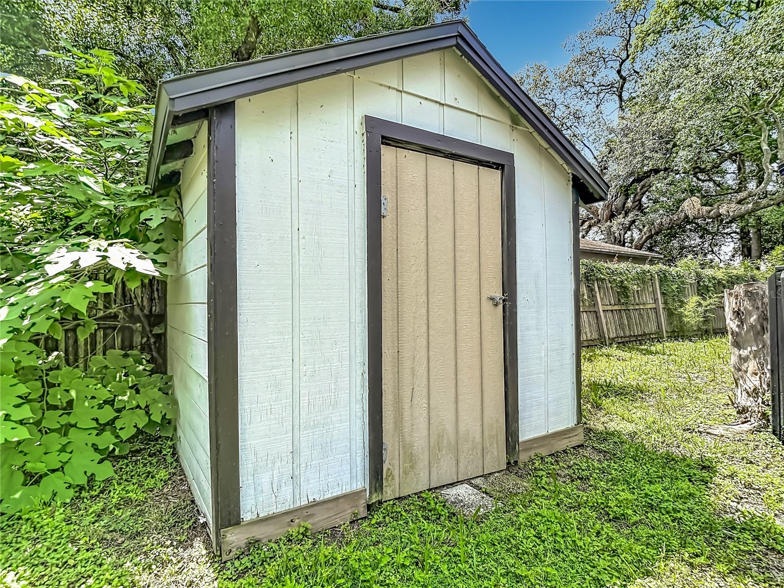 7309 N HUNTLEY AVE — photo 53