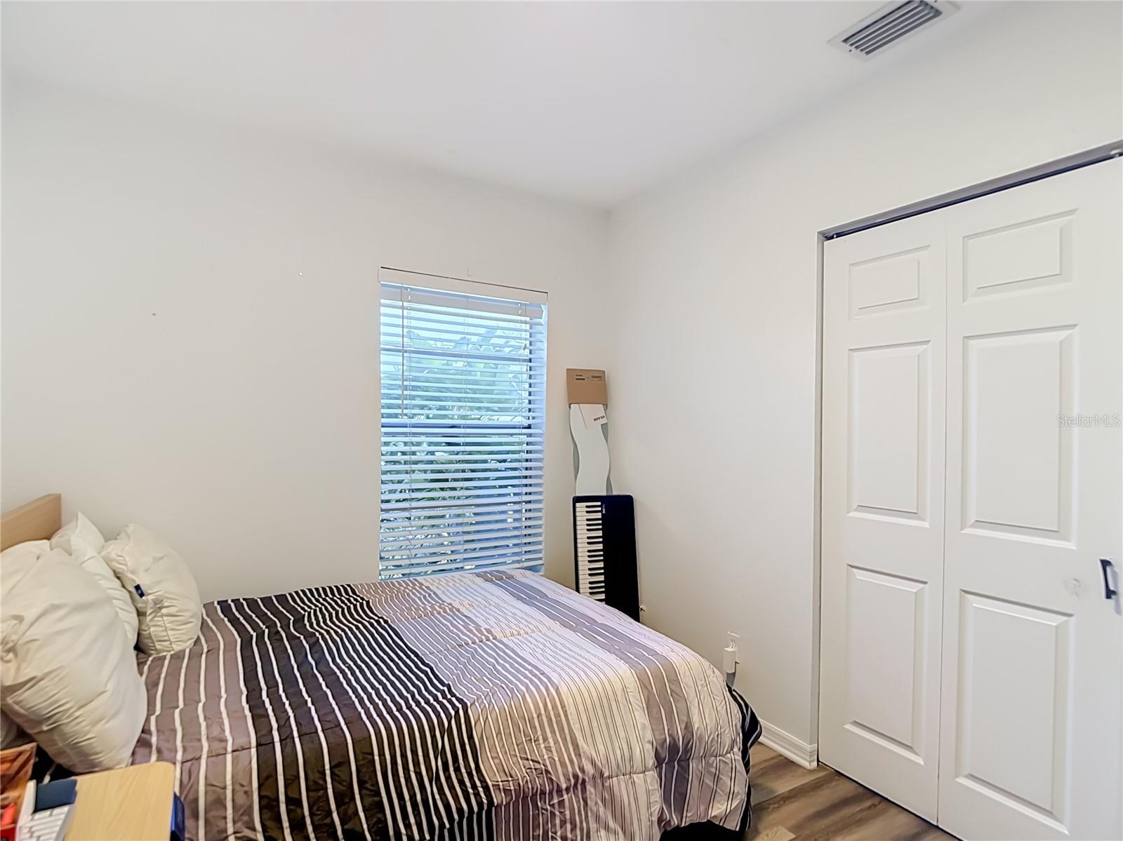 7309 N HUNTLEY AVE — photo 30