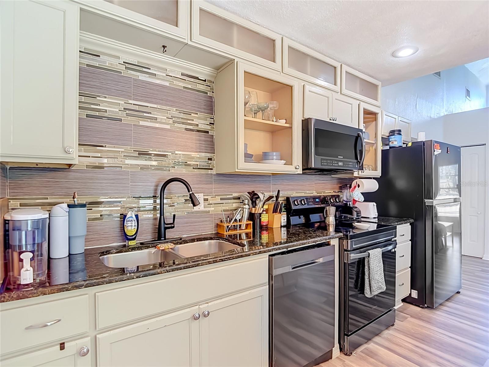 7309 N HUNTLEY AVE — photo 23