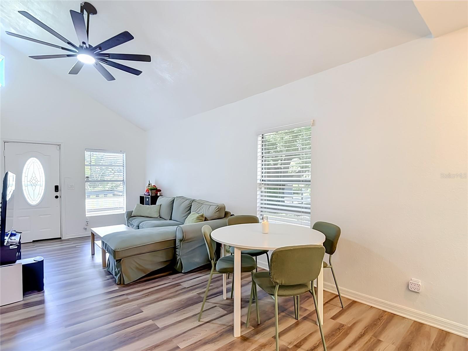 7309 N HUNTLEY AVE — photo 17