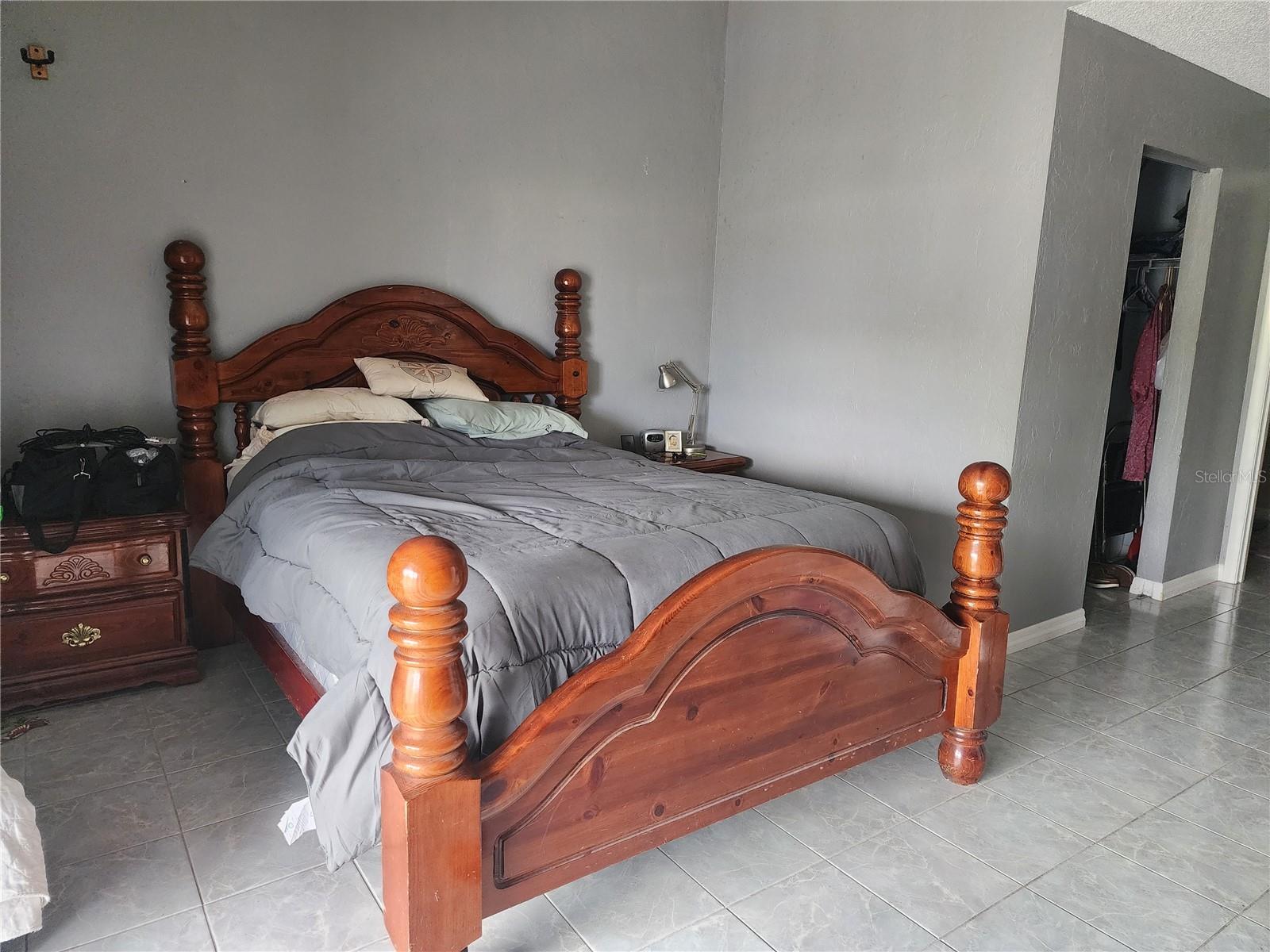 200 MERES BLVD #19 — photo 14