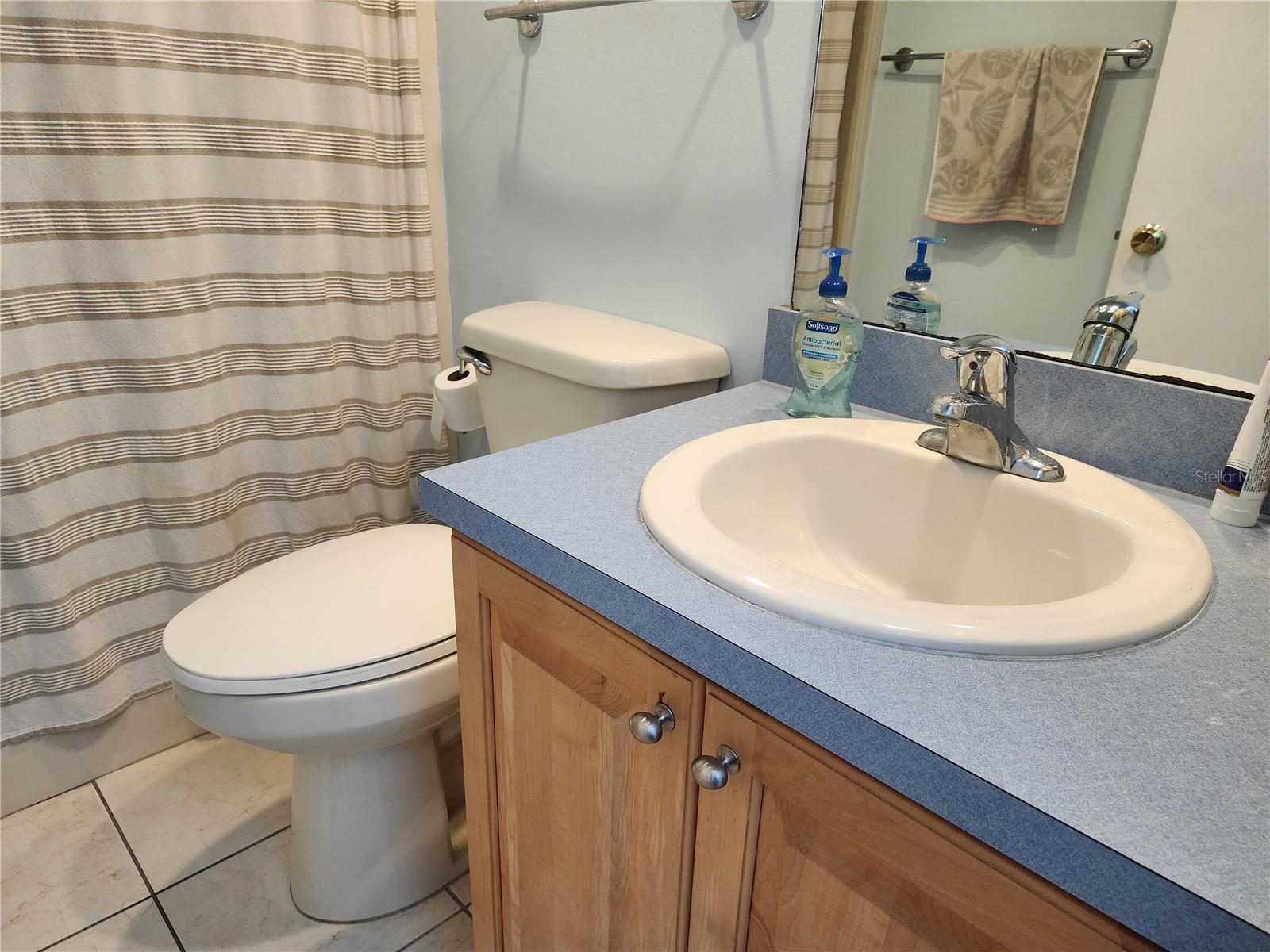 200 MERES BLVD #19 — photo 11