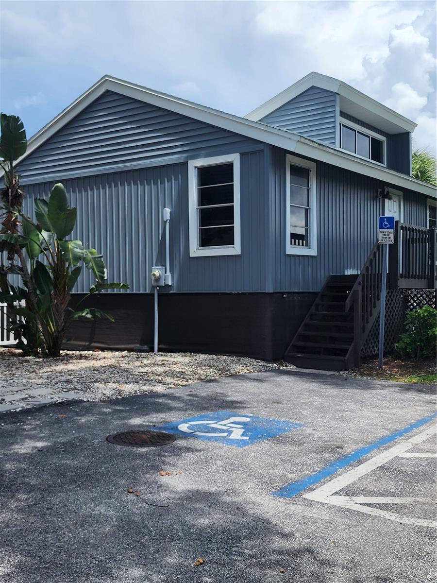 200 MERES BLVD #19 — photo 23