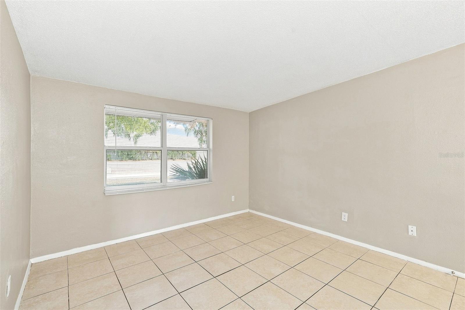 11204 GRANT DR — photo 11