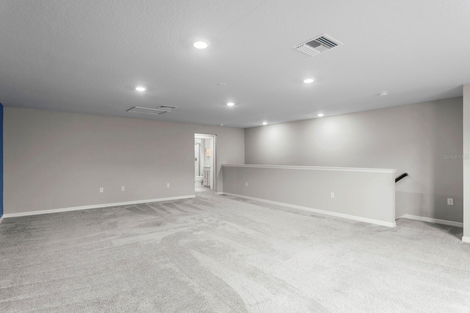 18908 WILLOWMORE CEDAR DR — photo 44