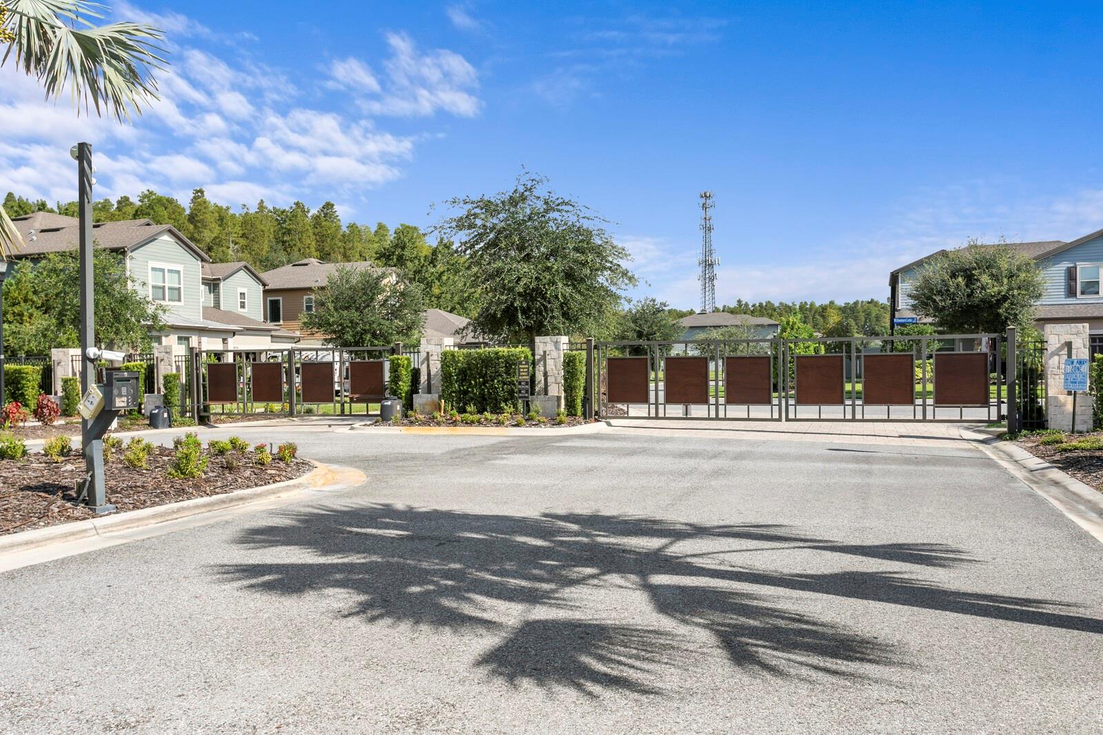 18908 WILLOWMORE CEDAR DR — photo 55