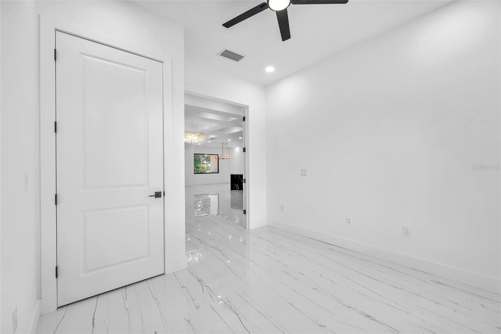 11921 FORT KING HWY — photo 40