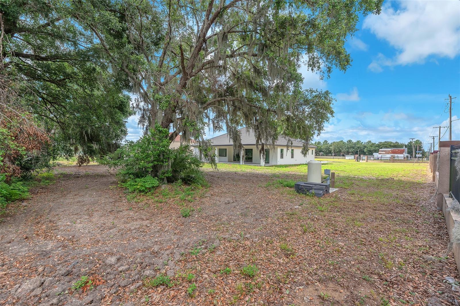 11921 FORT KING HWY — photo 12