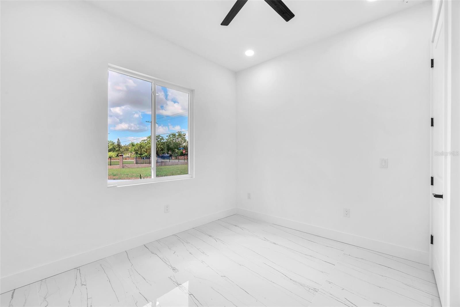 11921 FORT KING HWY — photo 52