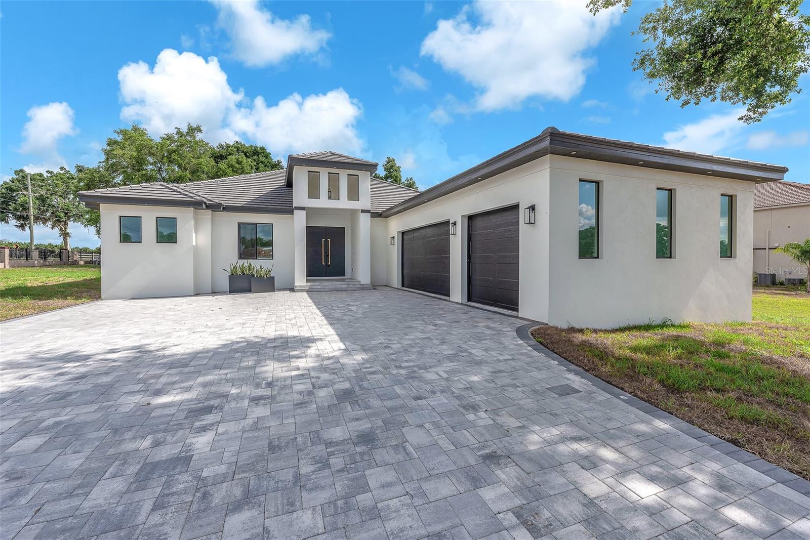 11921 FORT KING HWY — photo 3
