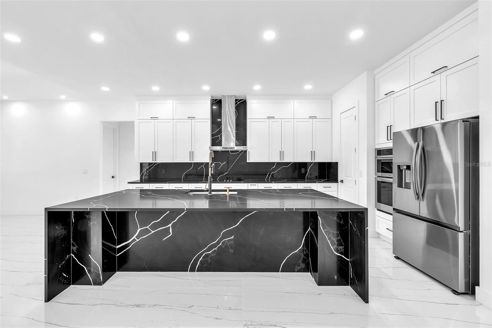 11921 FORT KING HWY — photo 33