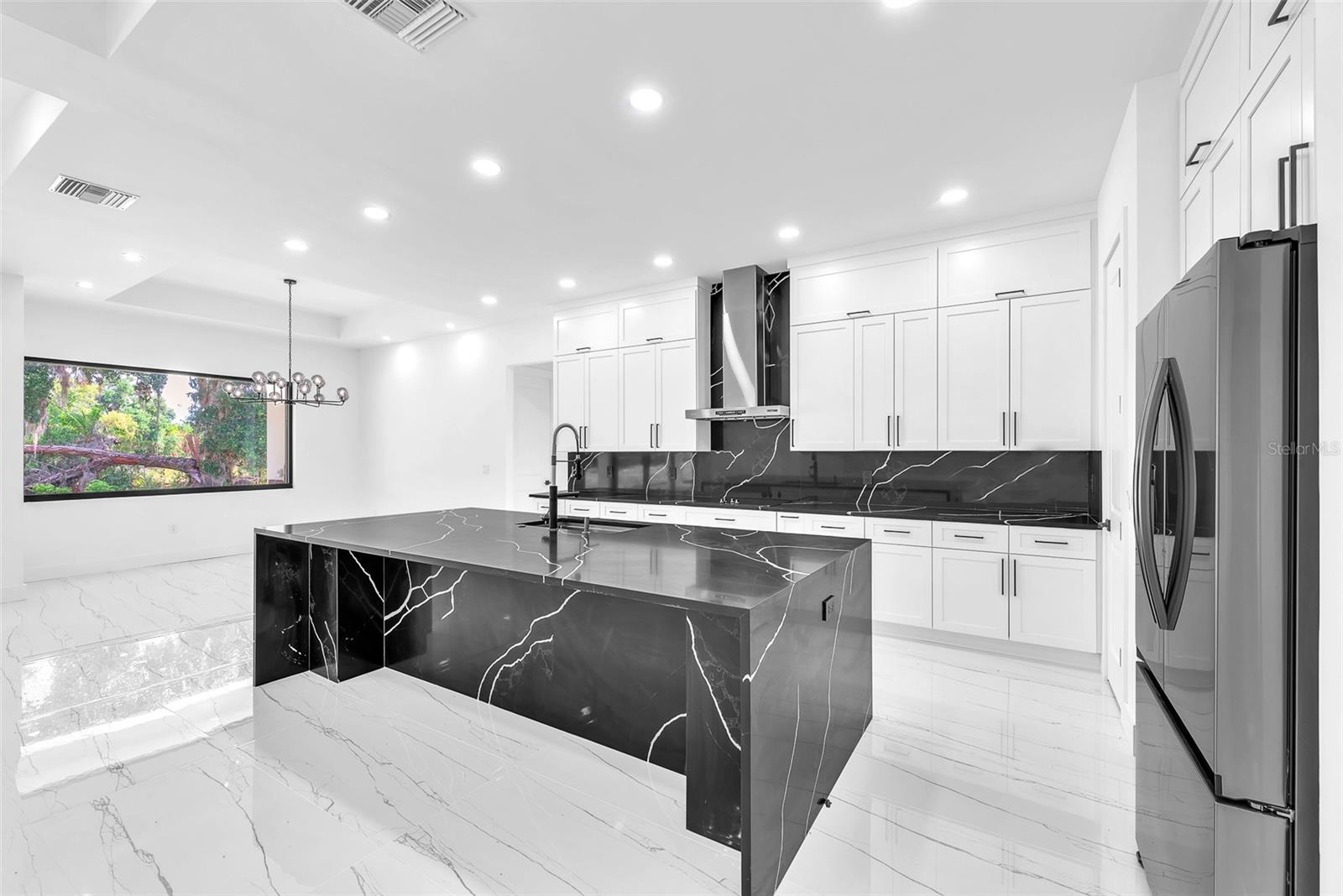 11921 FORT KING HWY — photo 30