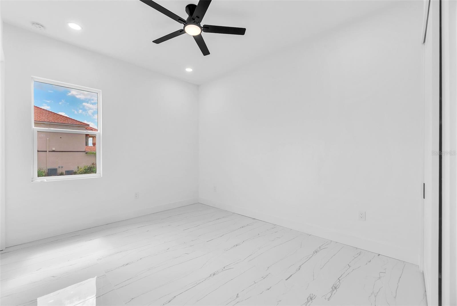 11921 FORT KING HWY — photo 36