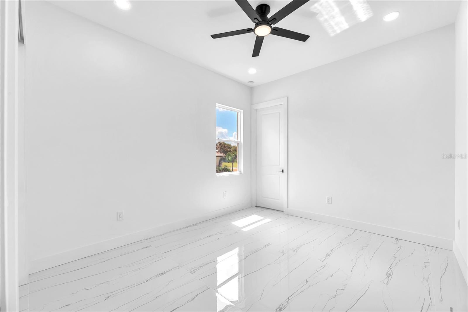 11921 FORT KING HWY — photo 41