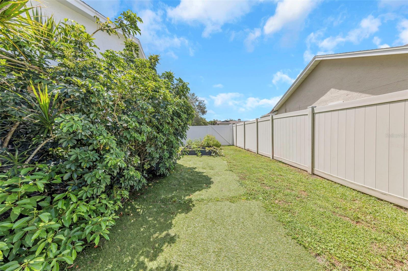 1620 COUNTRY LN — photo 49