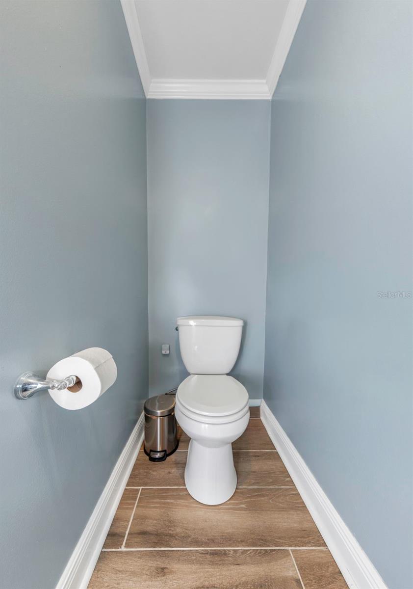 1620 COUNTRY LN — photo 26