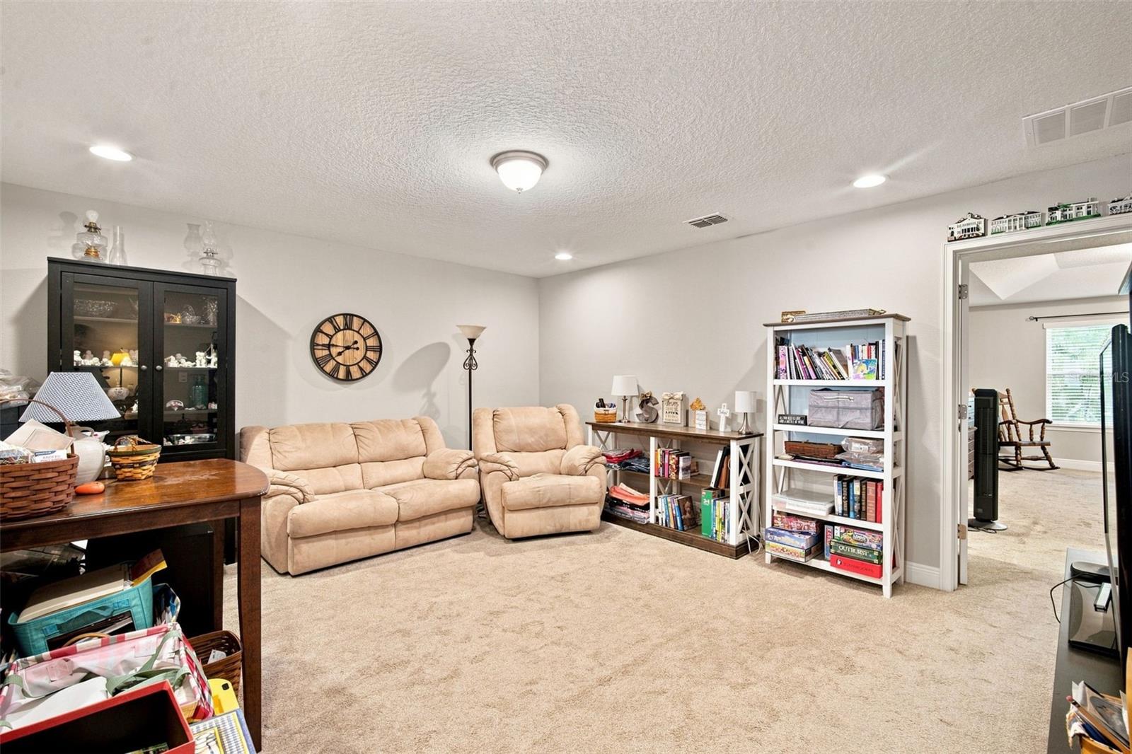 14215 PONDHAWK LN — photo 32
