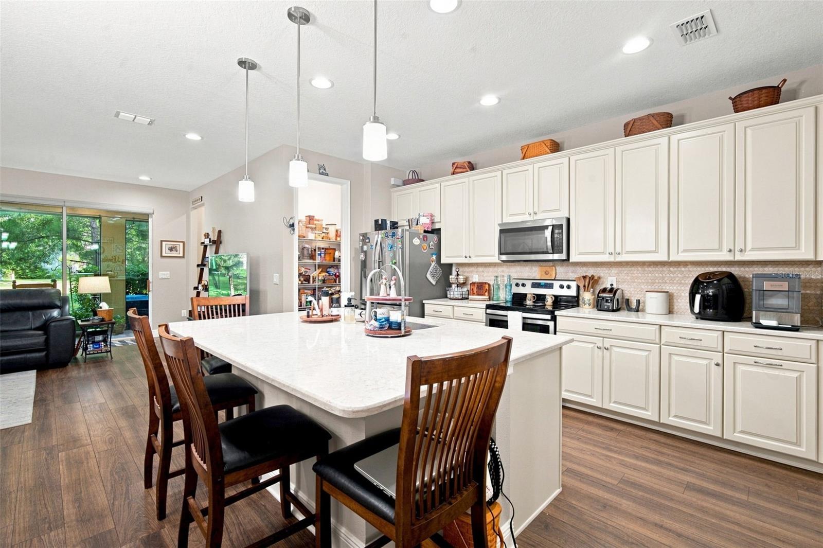 14215 PONDHAWK LN — photo 15
