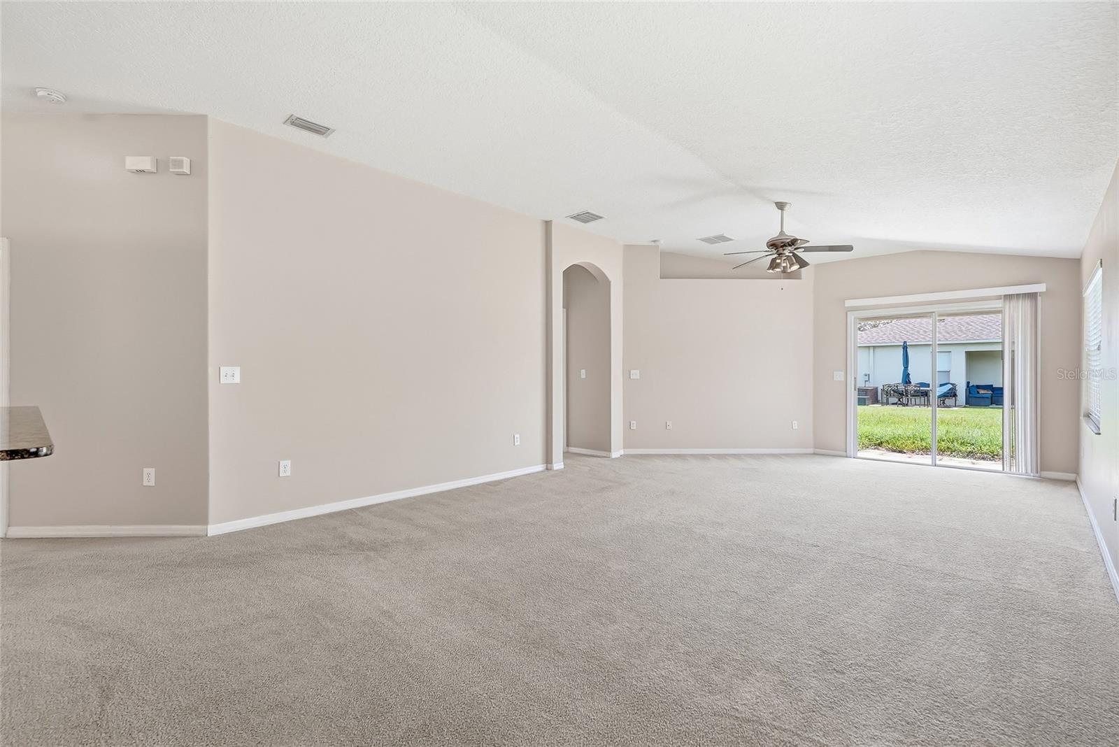 25928 CRIPPEN DR — photo 7