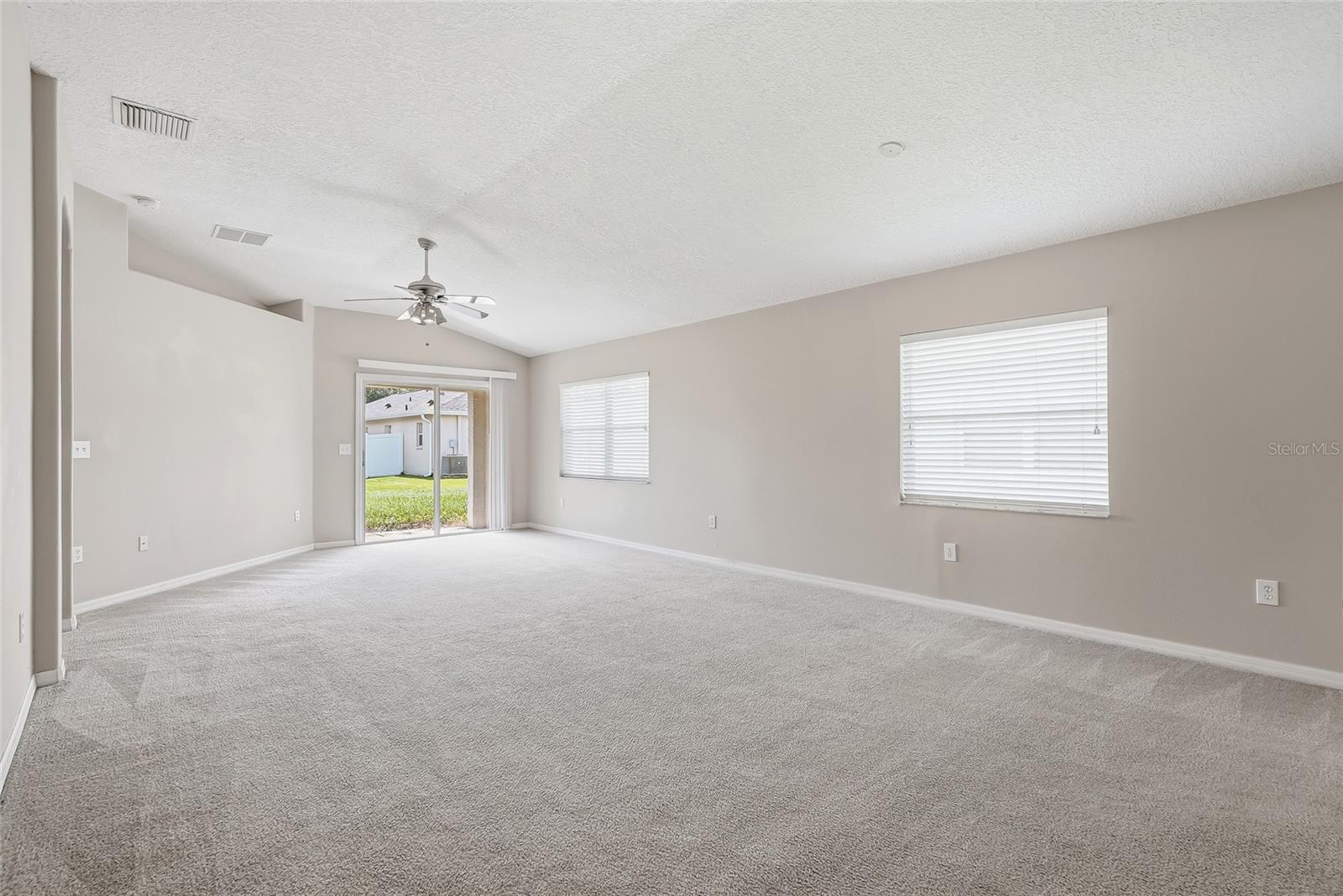 25928 CRIPPEN DR — photo 6