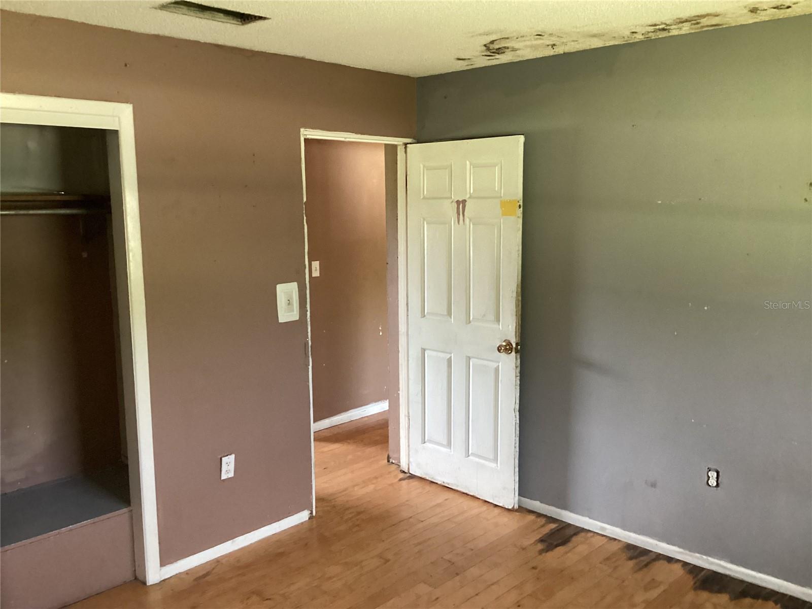 2804 61ST ST E — photo 12