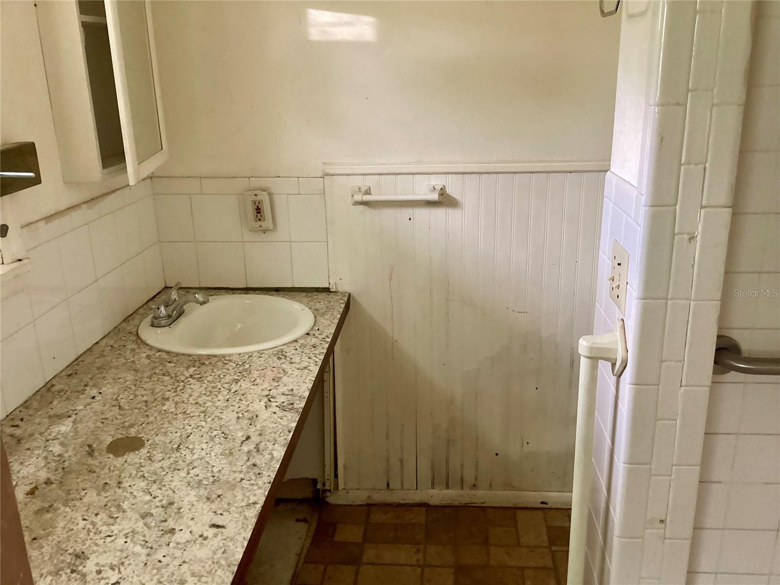 2804 61ST ST E — photo 14