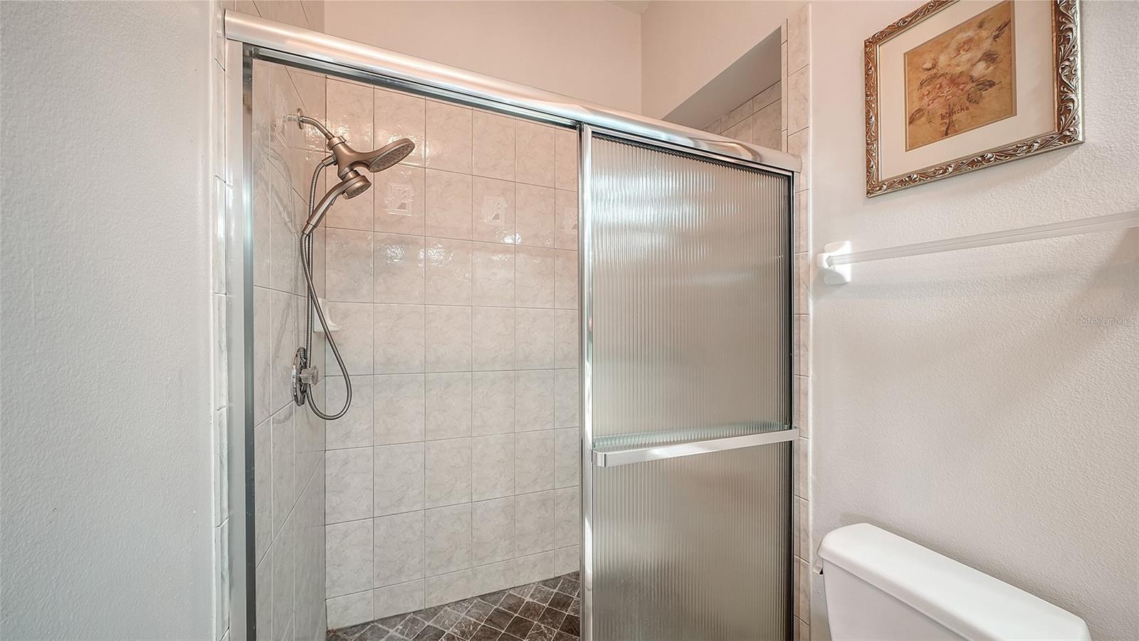 7584 EAGLE CREEK DR #7584 — photo 23