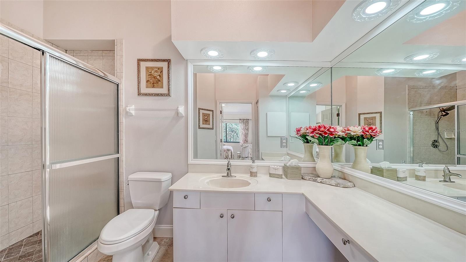 7584 EAGLE CREEK DR #7584 — photo 21