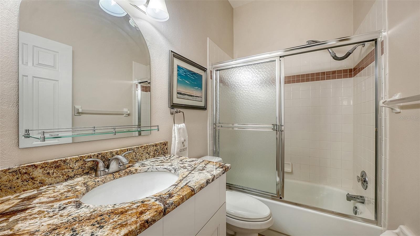 7584 EAGLE CREEK DR #7584 — photo 26
