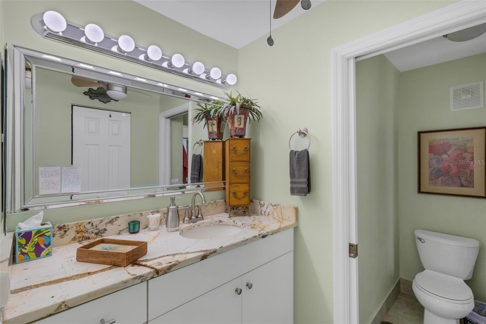 112 ELMWOOD CIR #112 — photo 30