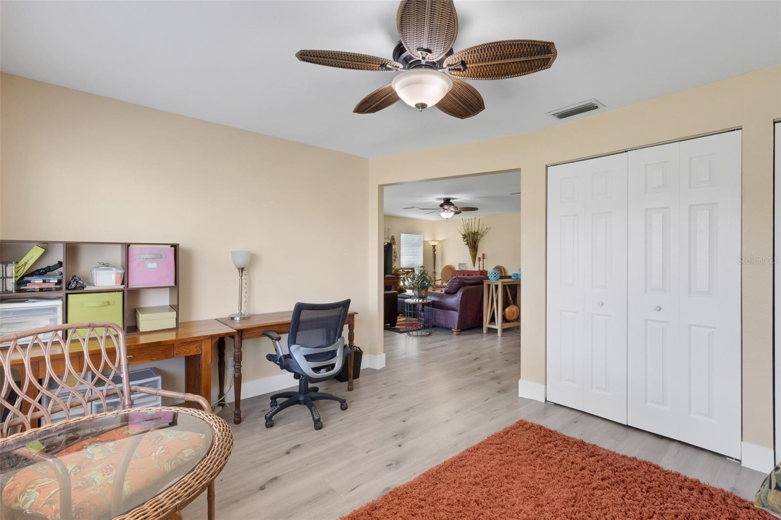 112 ELMWOOD CIR #112 — photo 22