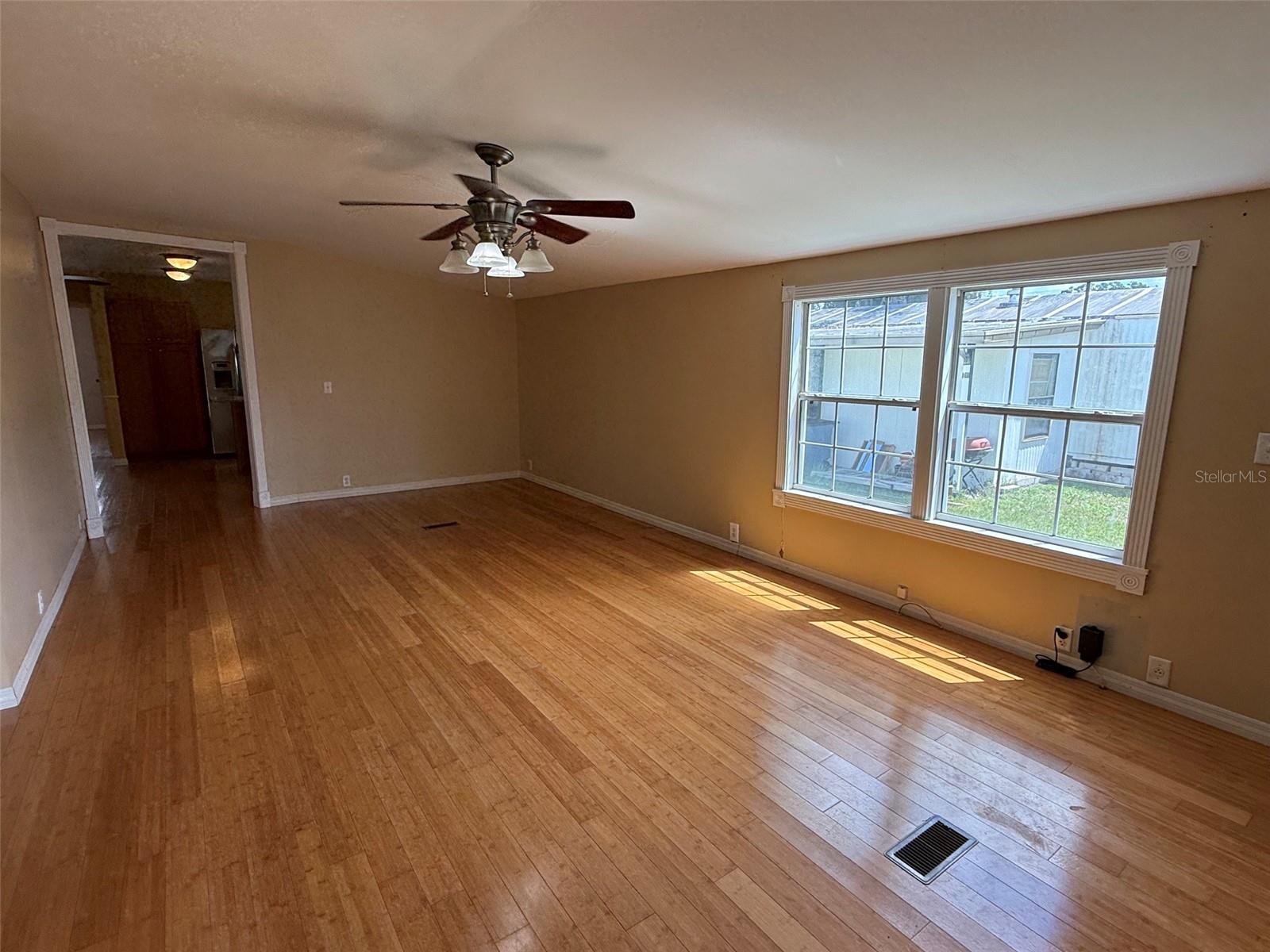 3022 SHORT LEAF ST — photo 8