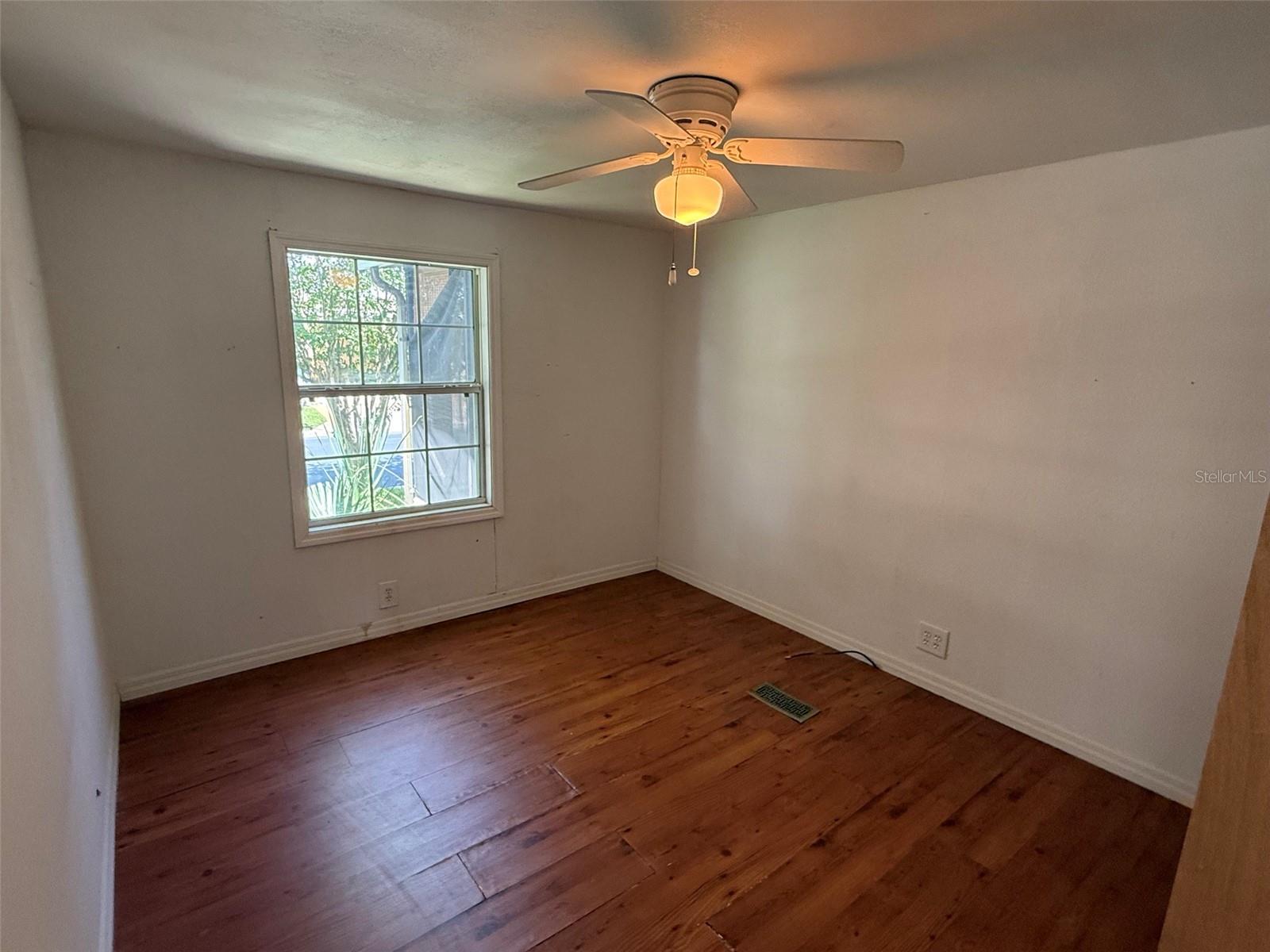 3022 SHORT LEAF ST — photo 11